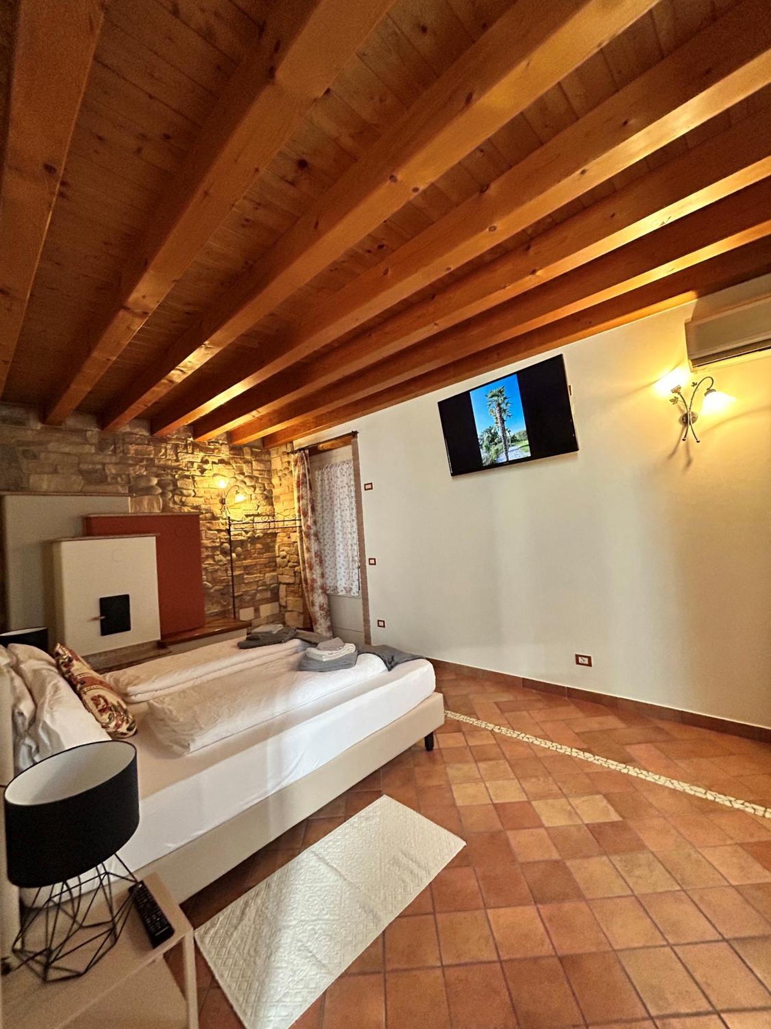 Agriturismo Le Tese Colà Exterior foto
